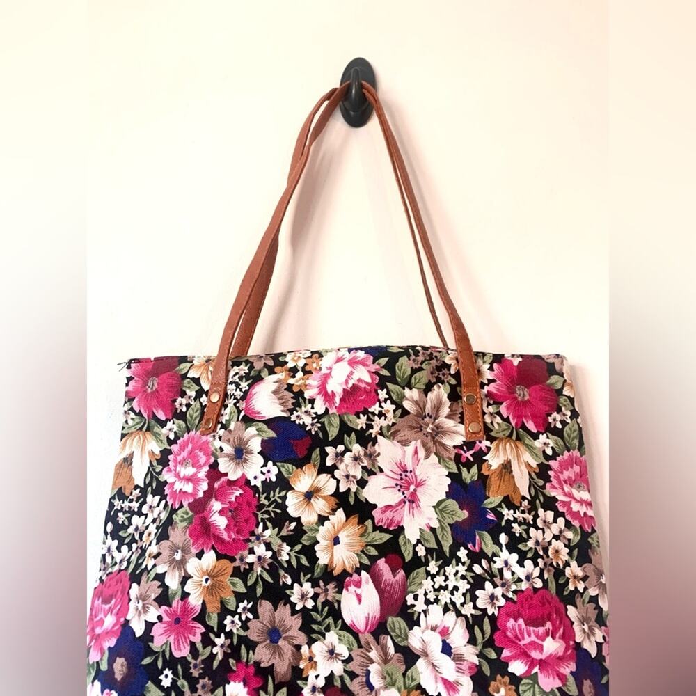 Floral Tote Bag - Picture 5 of 8